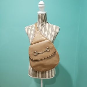 Gucci vintage hosebit sling bag